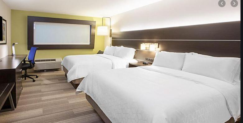 Holiday Inn Express Hotel & Suites Woodland Hills By Ihg Los Angeles Exteriör bild