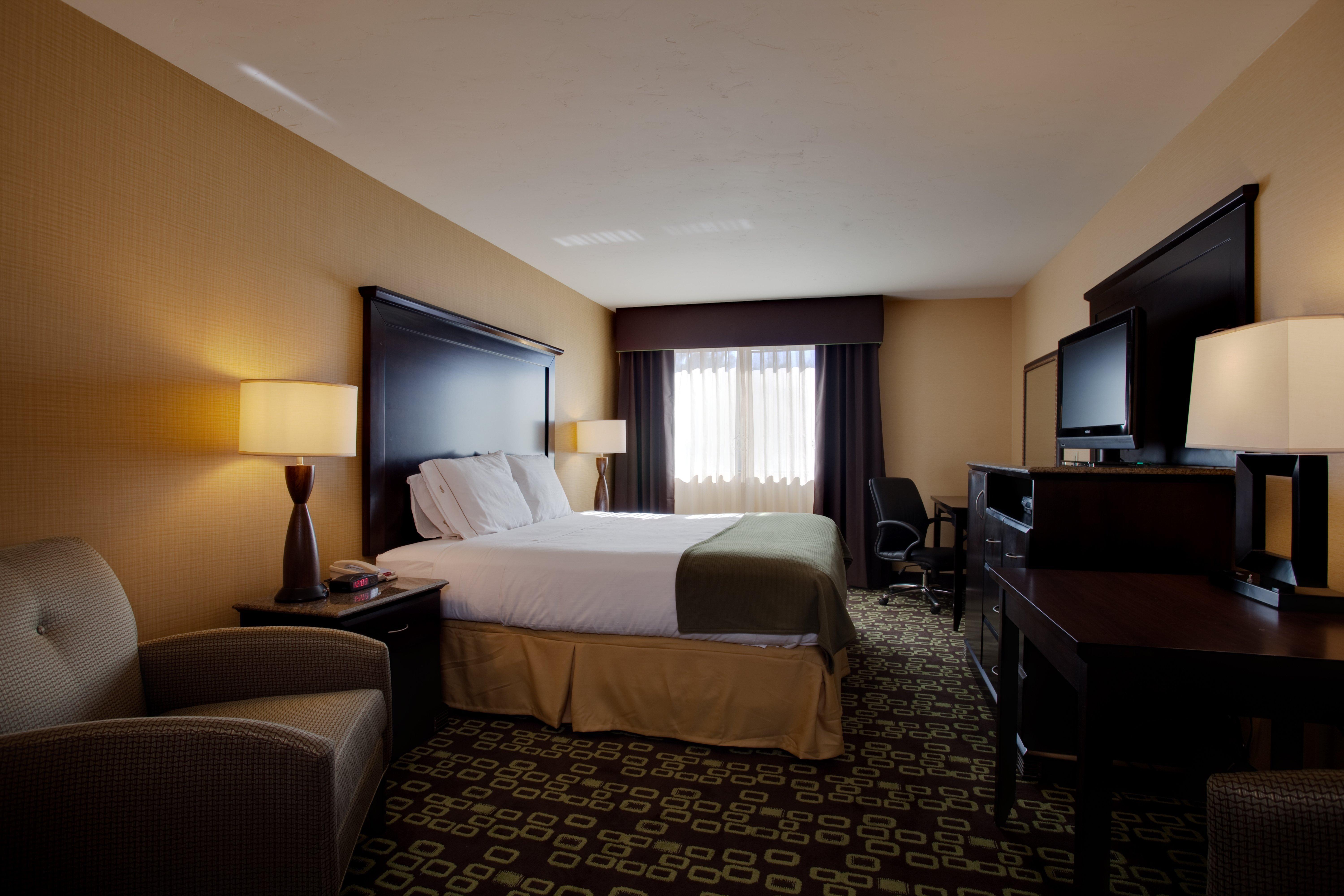 Holiday Inn Express Hotel & Suites Woodland Hills By Ihg Los Angeles Exteriör bild