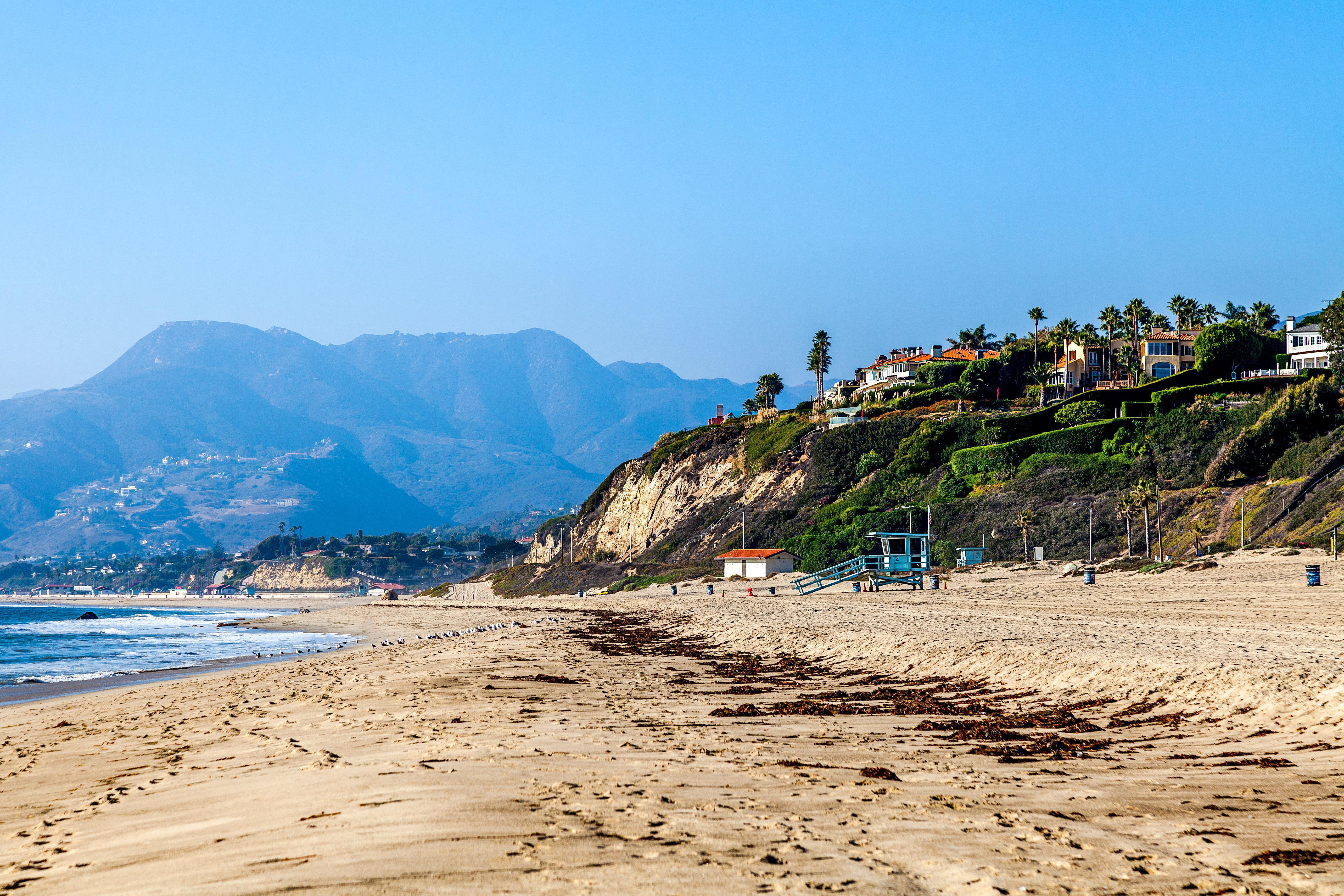 Holiday Inn Express Hotel & Suites Woodland Hills By Ihg Los Angeles Exteriör bild