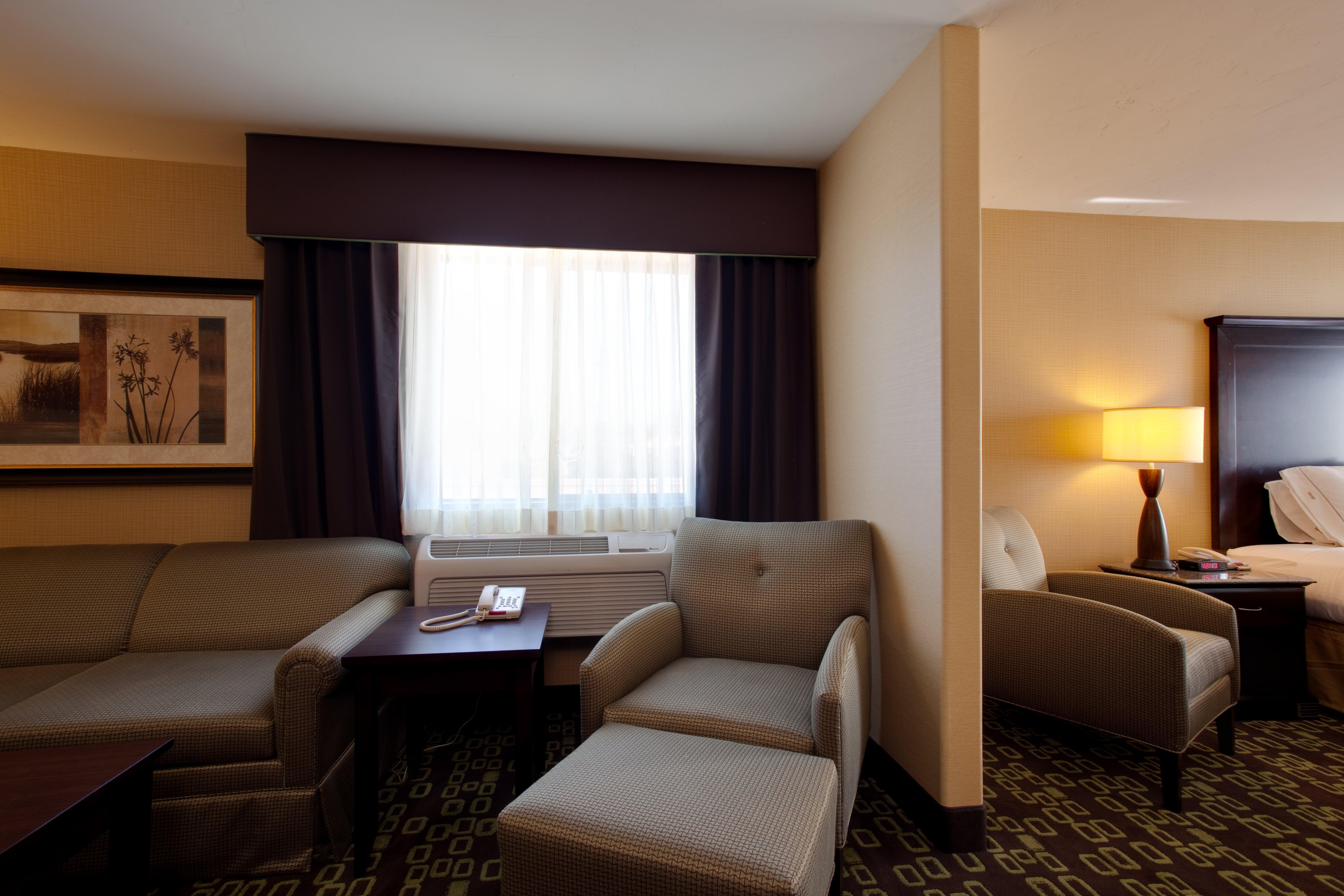 Holiday Inn Express Hotel & Suites Woodland Hills By Ihg Los Angeles Exteriör bild