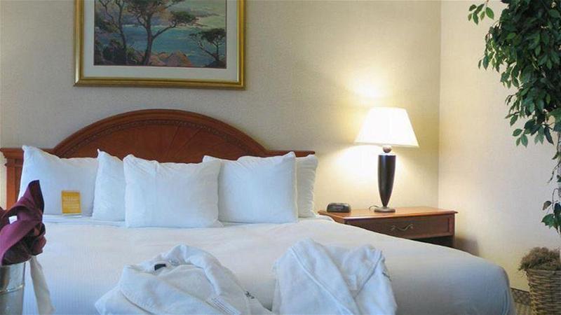 Holiday Inn Express Hotel & Suites Woodland Hills By Ihg Los Angeles Exteriör bild